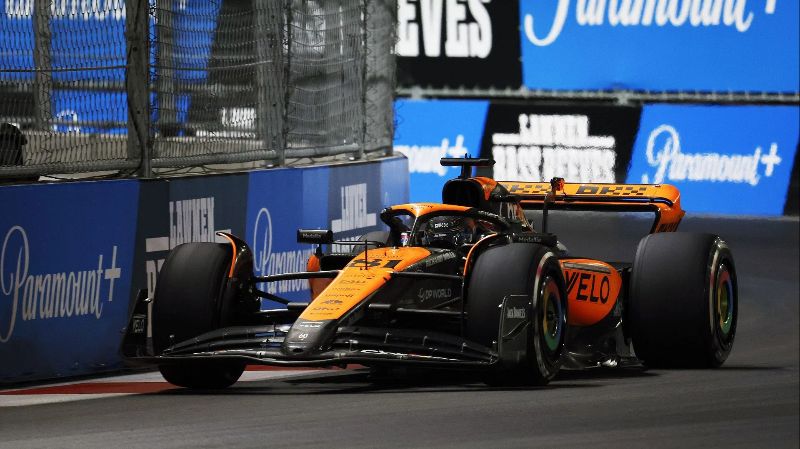 Три причины, по которым «McLaren» должна ставить цель обойти «Mercedes», а не «Red Bull» в 2024 году.