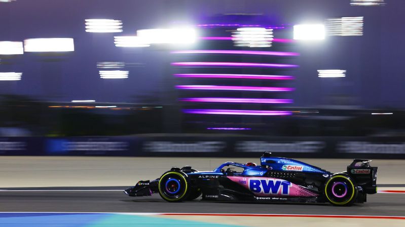 Оптимистично настроенный Alpine хочет занять третье место в Бахрейне после подготовки хороших обновлений к дебюту Формулы-1