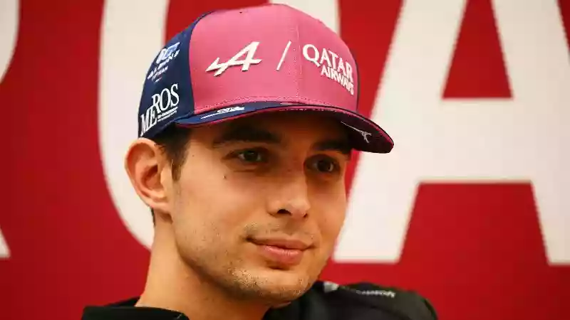 Эстебан Окон рассказал, что его вырвало в шлем во время Гран-при Катара Формулы-1 2023