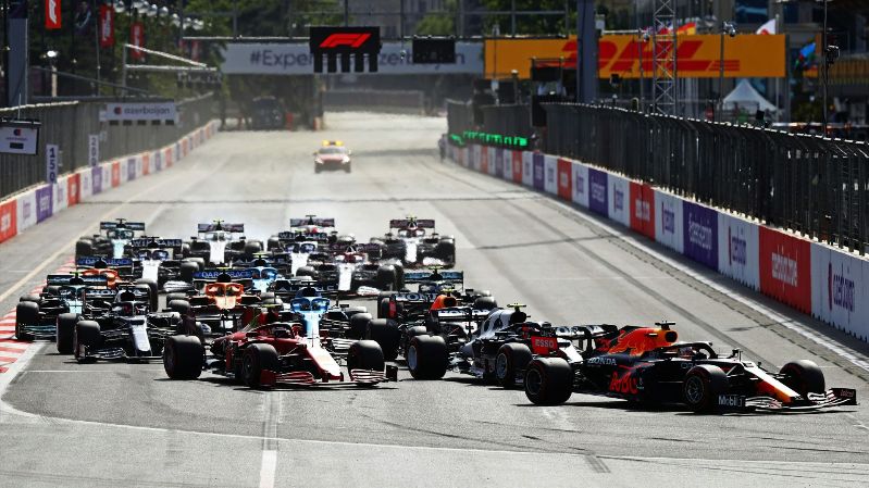 Формула-1 объявляет об утвержденных изменениях на неделю спринта в Баку