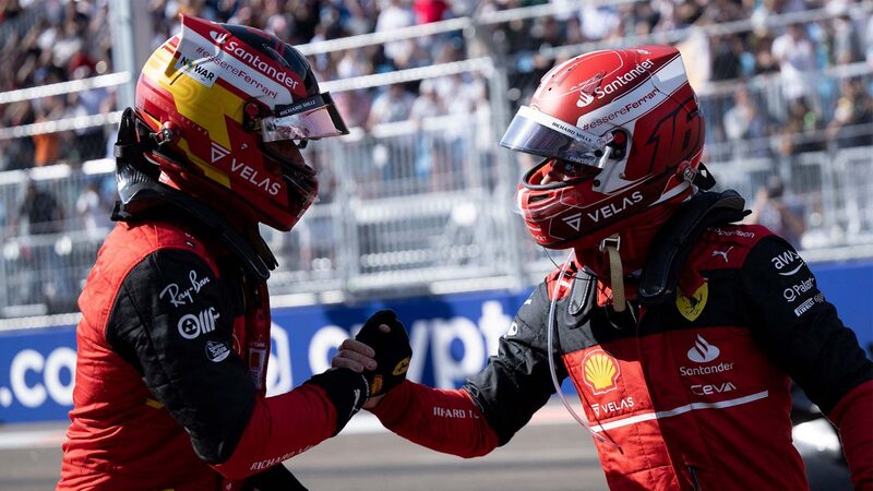 ФАКТЫ И СТАТИСТИКА: Первый ряд на старте для Ferrari в США с 2006 года.