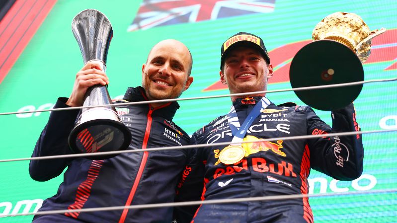 ФАКТЫ И СТАТИСТИКА: Red Bull сравнялся с рекордом McLaren c 11-ю победами подряд
