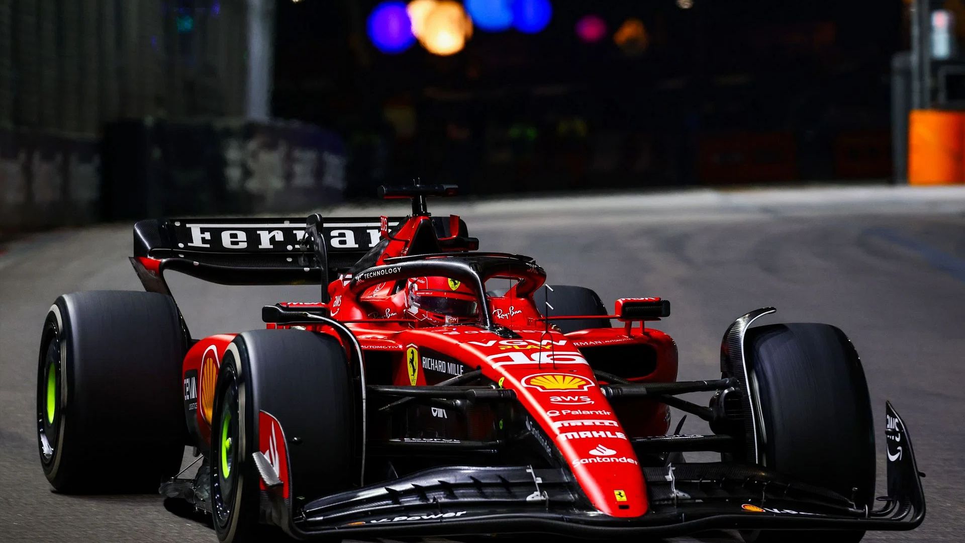«Ferrari» не выиграли бы эту гонку в первой половине сезона», - аналитик Формулы-1 о значительном прогрессе, достигнутом командой Шарля Леклера в 2023 году.