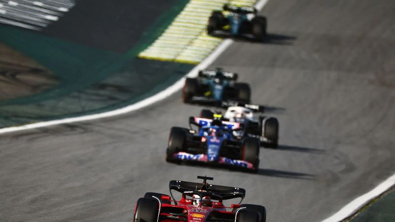 Ferrari упустили титул чемпиона Формулы-1 в 2022 году, поскольку их двигатель никогда не работал на максимальной мощности