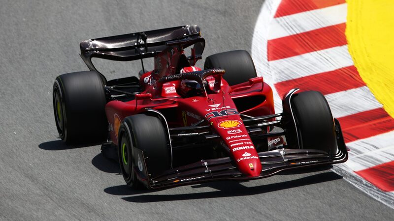 FP1: Леклер опережает Сайнса и Ферстаппена. Ferrari начинает уик-энд Гран-при Испании в лидерах
