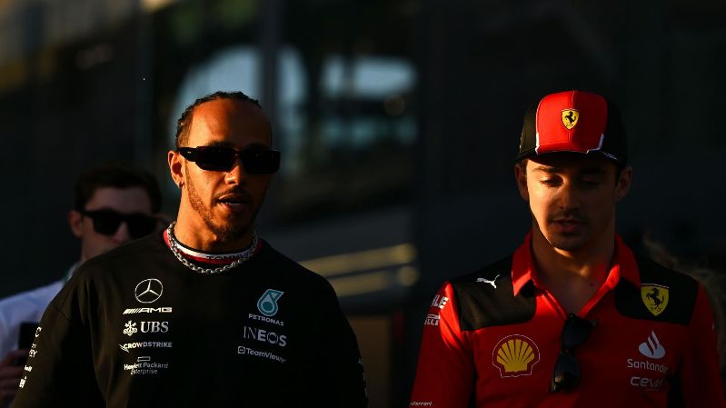 «Ferrari нужен Льюис Хэмилтон», - звезда Mercedes может обменять «Серебряные стрелы» на «Гарцующюю лошадь»