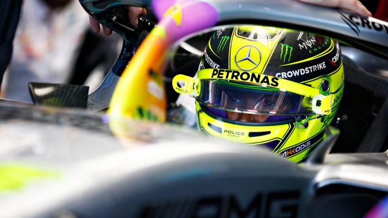 Хэмилтон говорит, что «выложился на полную» на Гран-при Майами, раскрывая предысторию напряженных дискуссий на пит-уолле Mercedes