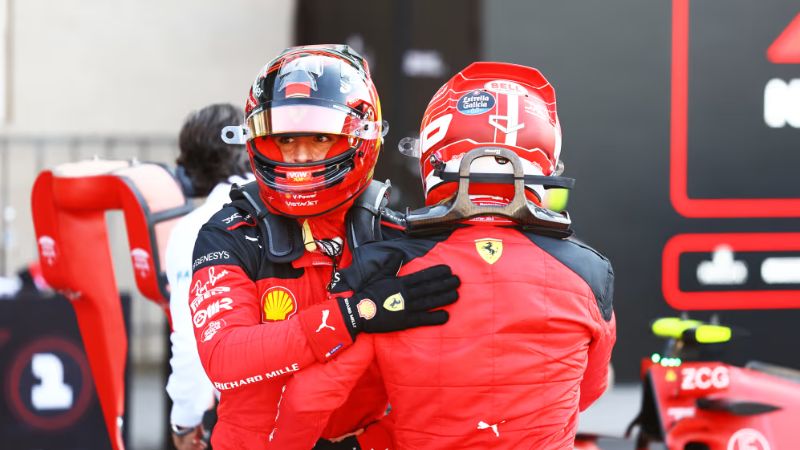 «Это было очень странно», — Леклер и Сайнс оба были сбиты с толку темпом Ferrari, когда они выиграли старт с первого ряда в Мексике