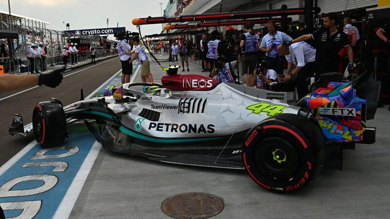 Пилоты Mercedes с осторожным оптимизмом смотрят на апгрейды Miami GP.