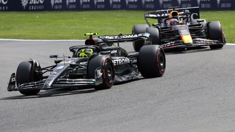 «У Mercedes, похоже, снова проблема с дельфинированием» — бывший гонщик Формулы-1 обеспокоен Silver Arrows, поскольку последние обновления не впечатляют
