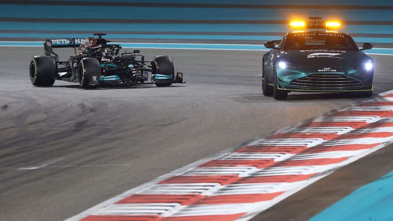 Mercedes не будет подавать апелляцию на решение стюардов Абу-Даби, поскольку FIA объявляет о расследовании.