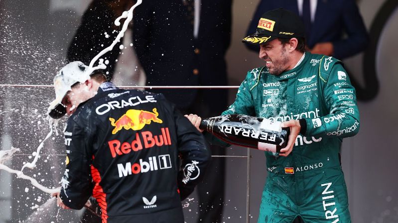 «Он понимает, что это его последний шанс снова победить», — Хуан Пабло Монтойя считает, что Фернандо Алонсо находится в отличной ситуации в Aston Martin