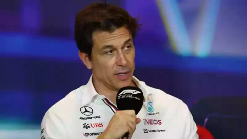 «Мы перевернули страницу», — Тото Вольф называет двух основных соперников Mercedes в этом сезоне Формулы 1
