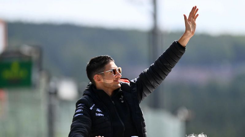 «Он очень хороший друг», - Эстебан Окон хочет, чтобы этот гонщик Формулы-1 заменил Фернандо Алонсо в Alpine в сезоне 2023 года