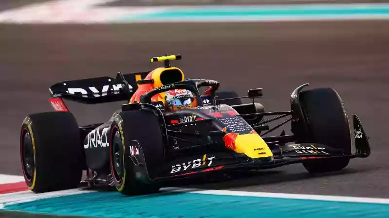 «Иногда все может быть действительно близко» — Серхио Перес финиширует 3-м на Гран-при Абу-Даби в 2022 году, упустив второе место в зачете пилотов