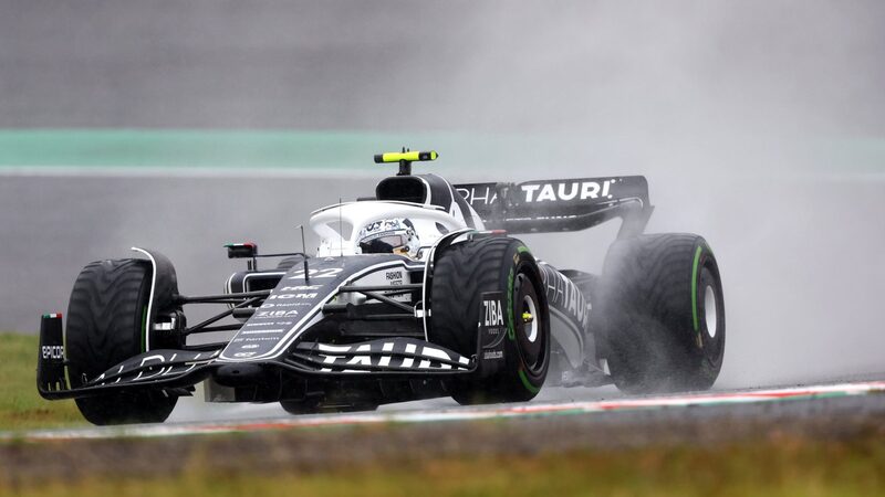 Из-за дождя запланированный тест шин Pirelli в Японии GP перенесен на выходные в Мексику
