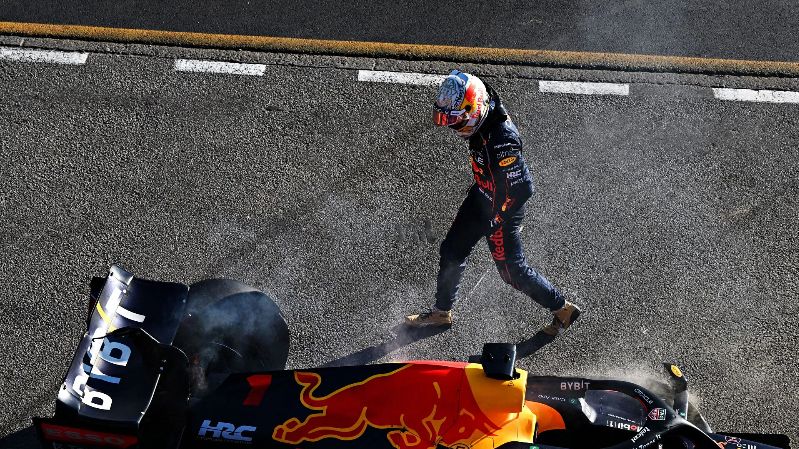 «Они в игре или нет?», - подготовка Red Bull к F1 Imola GP подвергнута сомнениям голландским гонщиком.