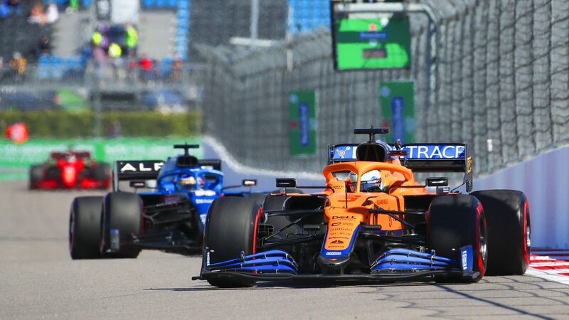 Риккардо уверен, что McLaren сможет исправить силовой агрегат.
