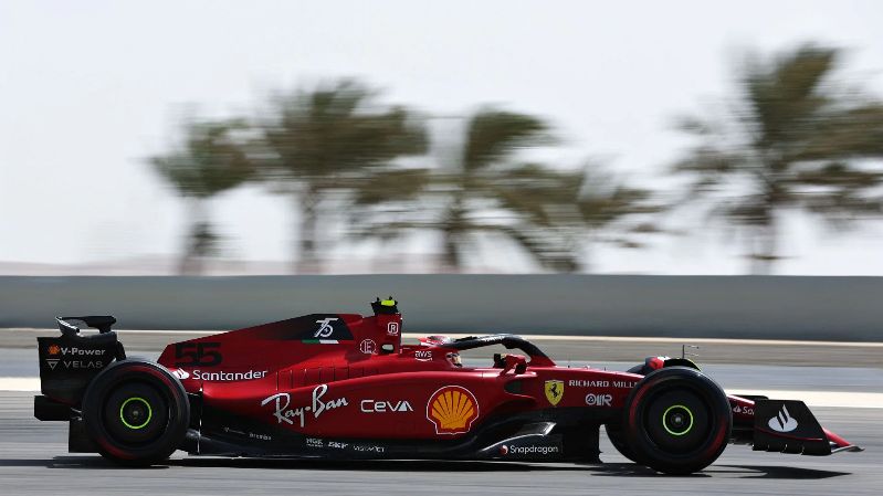 Карлос Сайнс утверждает, что Ferrari принесла «больше, чем просто обновления» для борьбы с дельфиностью.