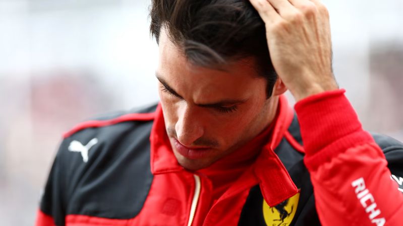 Сайнс считает, что попасть в тройку лучших в квалификации было возможно и пилоты Ferrari жалуются на испорченные финальные круги