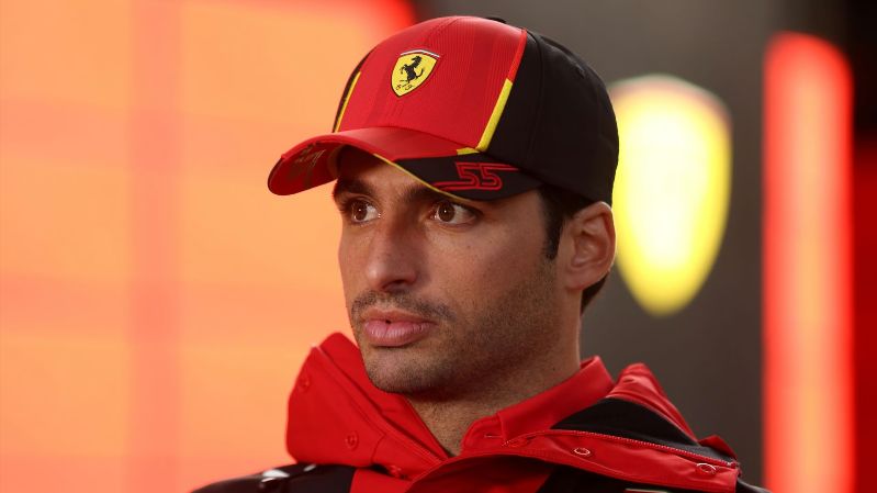Несмотря на неопределенное будущее с Ferrari, Карлос Сайнс раскрывает свою цель номер один на сезон Формулы-1 2023 года