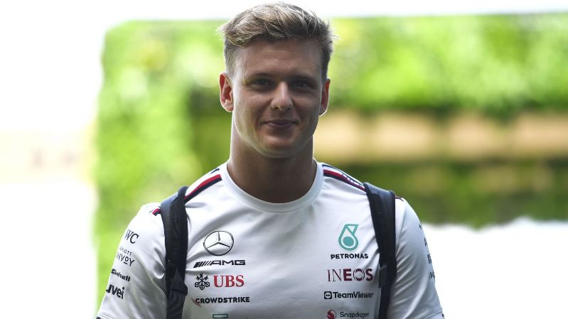 Мик Шумахер сядет за руль Mercedes W14 в Испании