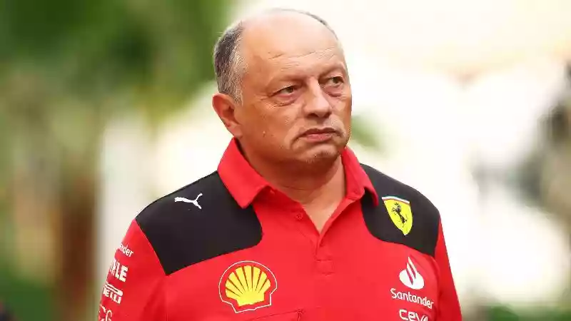 «Говорить о «если» и «но» это чушь собачья», — Босс Ferrari считает, что Шарль Леклерк мог бы подняться на подиум на Гран-при Бразилии Формулы-1