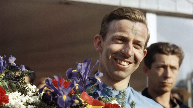 Легендарный гонщик F1 1950-х Тони Брукс скончался в возрасте 90 лет