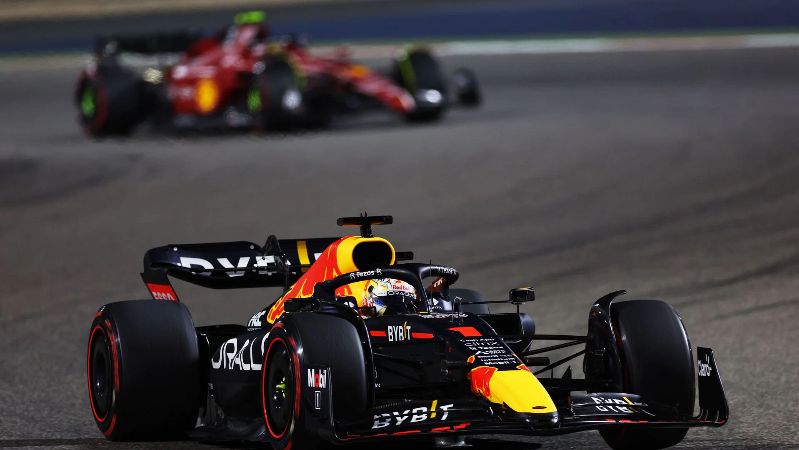 Red Bull подтверждает, что Максу Ферстаппену сказали воздерживаться на Гран-при Ф1 Бахрейна 2022 года.