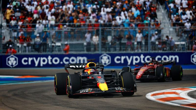Ферстаппен выиграл первый Гран-при Майами после недавней драмы с машиной безопасности