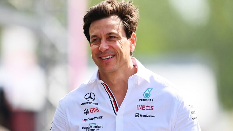 Вольф говорит, что Mercedes нашел несколько направлений для улучшения машины перед Гран-при Майами
