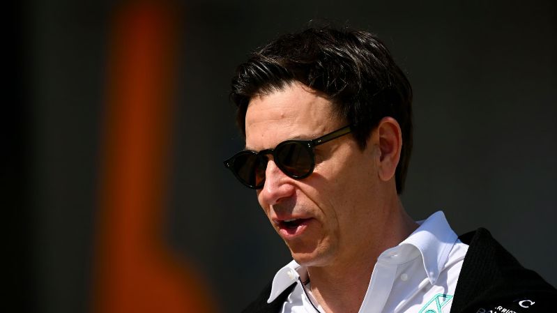 «Mercedes пережил один из худших дней в гонках на Гран-при Бахрейна Формулы-1 в 2023 году», — считает Тото Вольфф