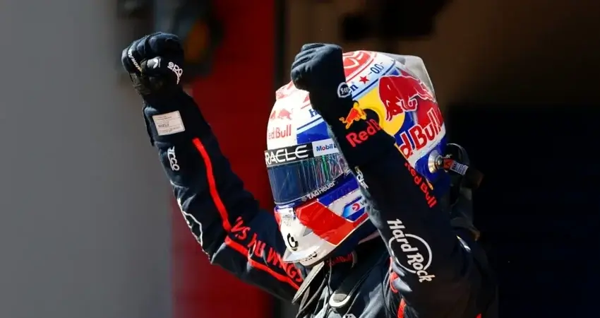 Ферстаппен ошеломлен неожиданным "чудом" Red Bull