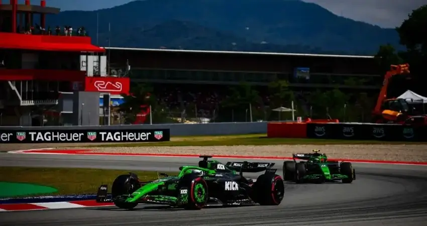 Sauber обошла Mercedes и Red Bull в пит-стопах