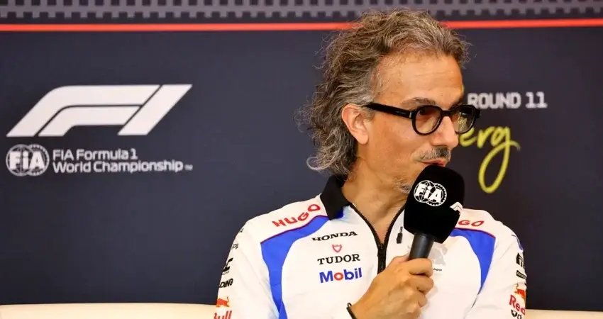 Лоран Мекис под давлением: сможет ли новый босс Red Bull спасти команду?