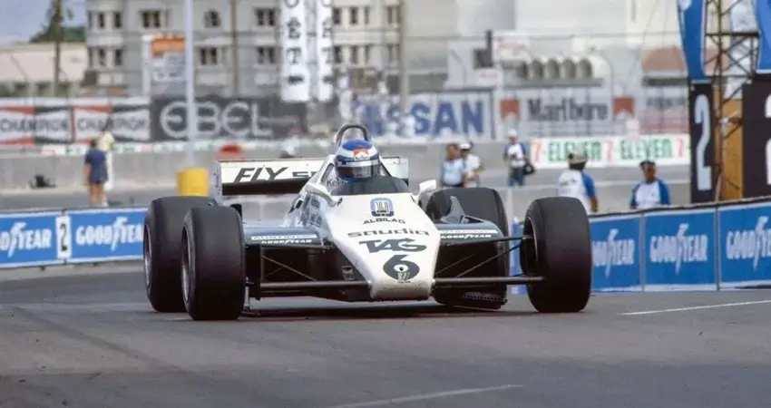 Williams празднует историю: FW08 и FW47 на фестивале в Гроуве