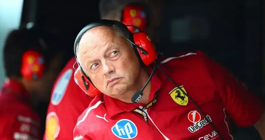 Гюнтер Штайнер поддерживает Фреда Вассёра в трудный период Ferrari
