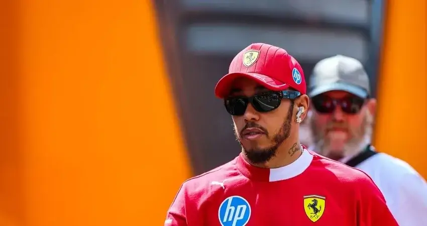 Ральф Шумахер критикует Хэмилтона за театральность в Ferrari