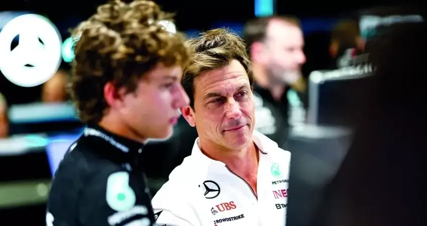 Кими Антонелли под давлением критики