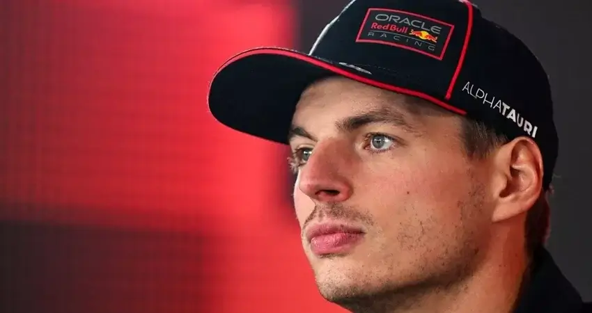Менеджер Ферстаппена рассказал при каких условиях Макс останется в Red Bull