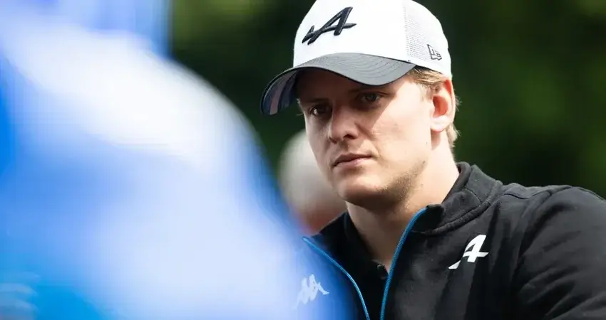 Болид IndyCar ждет сына Шумахера