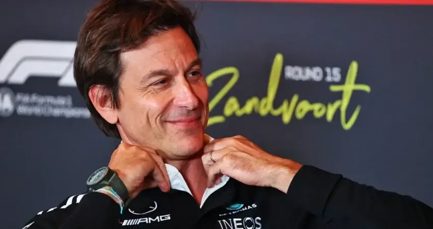 Мерседес объявил состав пилотов на 2026 год