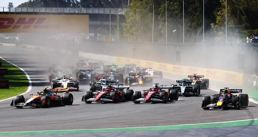 Радиопереговоры. Расселл возмутился отсутствием наказания для гонщиков