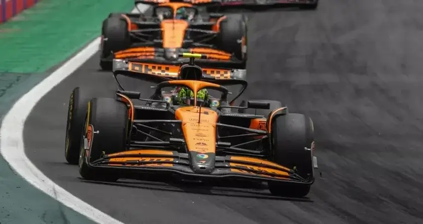 Гюнтер Штайнер призывает McLaren поддержать Оскара Пиастри в борьбе за чемпионский титул