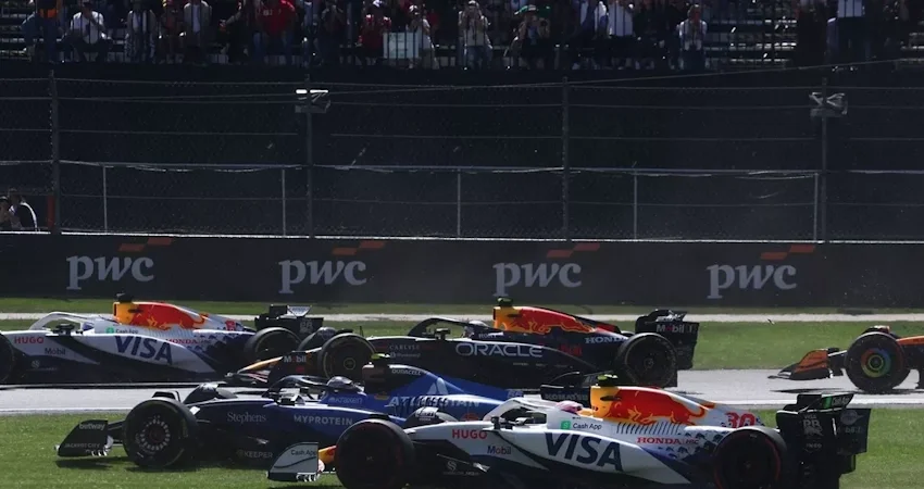 Лиам Лоусон раскритиковал Сайнса за аварию в Мехико