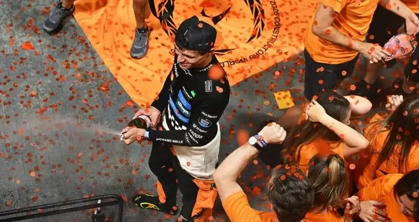 McLaren радует фанатов: мерч к Гран-при США и титулу чемпионов 2025