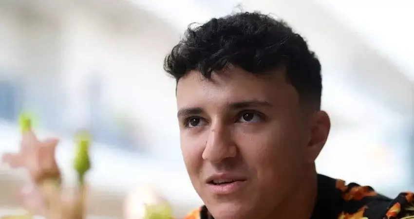 Квалификация Гран-при США 2025: Исаак Хаджар устроил ранний красный флаг