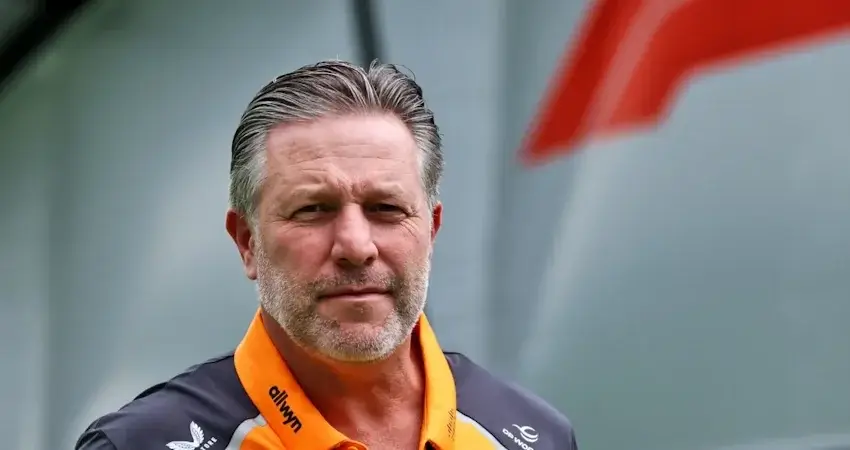 Зак Браун шокирует: McLaren предпочтёт проиграть Ферстаппену, чем выбирать между Норрисом и Пиастри