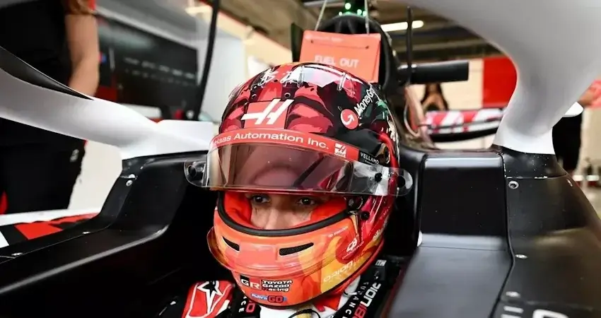 Окон выставит на аукцион шлем с Бразилии для благотворительности