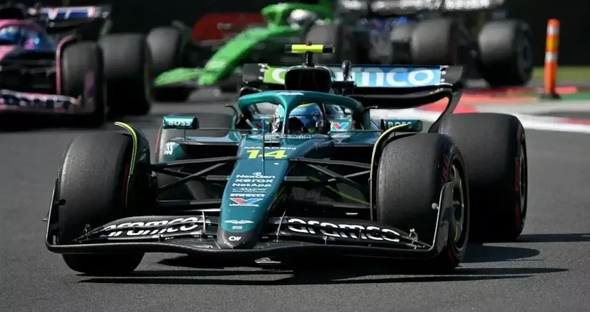 Aston Martin объединяется с "Историей игрушек"